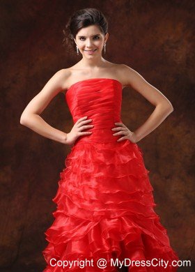 New Style Ruched Strapless Red Prom Dresses with Ruffled Layers