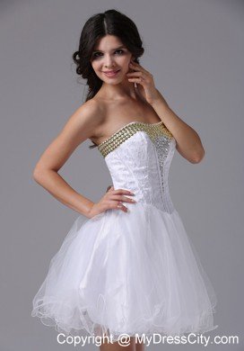 Pretty Strapless Beaded White Organza Short Prom Dresses for Cheap