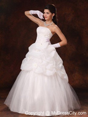 2013 Popular Hand Flowers Strapless Bridal dress with Pick-ups