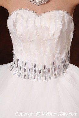 Feather Beading Decorated Waist Tulle Sweetheart Wedding Dress