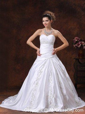 Ruched Bodice Embroidery Wedding Dress with Beaded Sweetheart