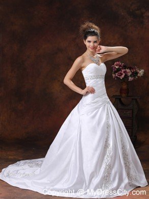 Ruched Bodice Embroidery Wedding Dress with Beaded Sweetheart