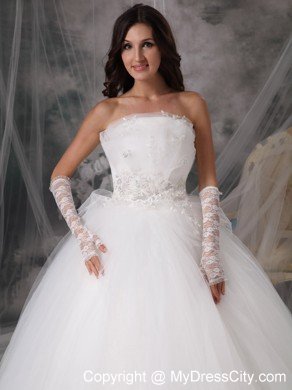 Beautiful Puffy Princess Strapless Long Appliques Wedding Dress
