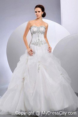Organza Ball Gown Court Train Appliques Sweetheart Wedding Dress
