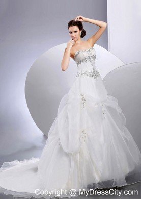 Organza Ball Gown Court Train Appliques Sweetheart Wedding Dress