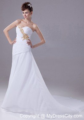 Stylish Sweetheart Appliques Chiffon Court Train Wedding Dress