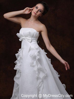Bowknot A-Line Strapless Court Train Ruffled Wedding Dress