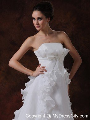 Bowknot A-Line Strapless Court Train Ruffled Wedding Dress