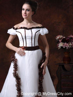 Off The Shoulder A-Line Pleated Wedding Dress with Brown Train