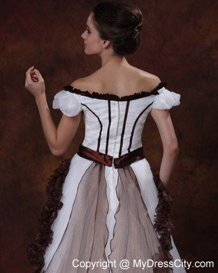 Off The Shoulder A-Line Pleated Wedding Dress with Brown Train