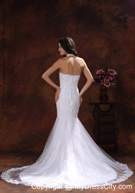 Mermaid Wedding Dress with Flower Halter Neckline and Lace