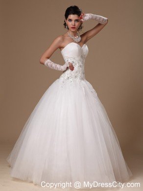 Beaded And Appliques Decorated Bodice Sweetheart wedding Gown