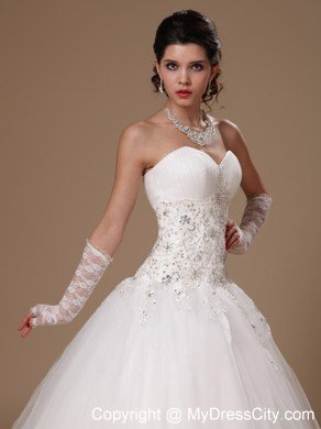 Beaded And Appliques Decorated Bodice Sweetheart wedding Gown