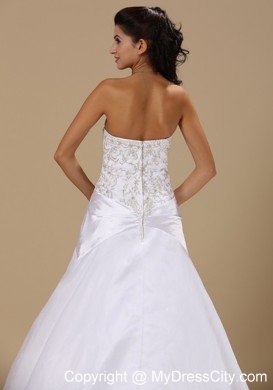 Embroidery Decorated Organza and Taffeta Chapel Train Wedding Dress