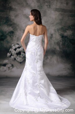 Column Brush Train Appliques Decorated Satin Dress for Wedding