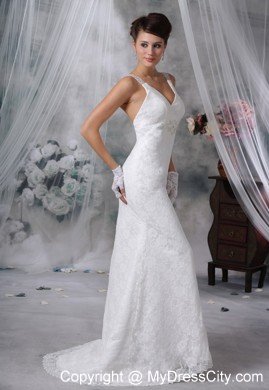 V-neck Lace Decorate Bust Brush Train Wedding Gown with Beading