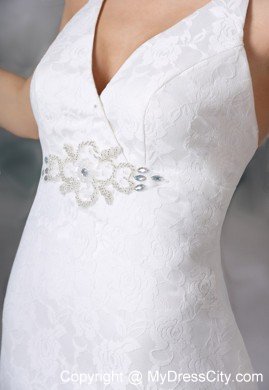 V-neck Lace Decorate Bust Brush Train Wedding Gown with Beading