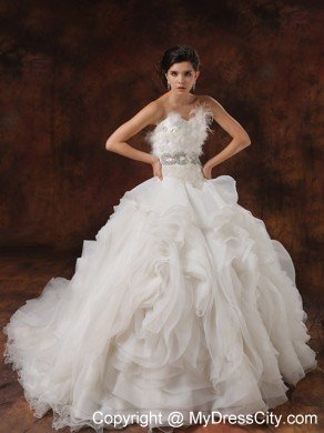 Luxurious Sweetheart Feather Ruffled Garden Wedding Dress with Beading