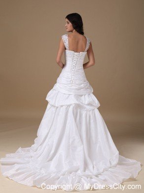 2013 Spring A-line Straps Court Train Lace Appliques Wedding Dresses