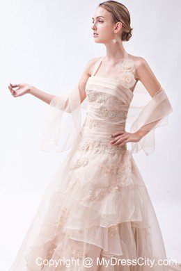 Elegant Column Halter Lace Appliques Summer Wedding Gowns Champagne