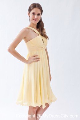 Empire Knee-length Chiffon Beading Yellow Prom Dress with Jeweled Neckline