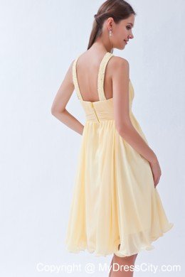 Empire Knee-length Chiffon Beading Yellow Prom Dress with Jeweled Neckline