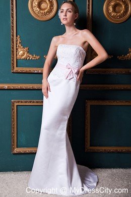 2013 Modest Column Brush Train Taffeta Appliques Bridal Gown