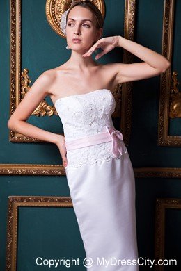 2013 Modest Column Brush Train Taffeta Appliques Bridal Gown
