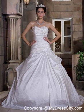 Sweetheart Hand-Made Flowers Ruched Bodice Wedding Gown