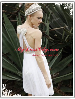 White Column/Sheath V-neck Sleeveless Chiffon Knee Length Criss Cross Ruching Evening Dress