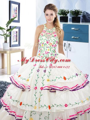 Top Selling Halter Top Ruffled White Sleeveless Organza and Taffeta Lace Up 15th Birthday Dress for Military Ball and Sweet 16 and Quinceanera