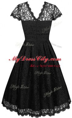 Shining Scalloped Lace Black Zipper Short Sleeves Knee Length