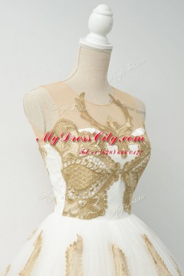 Pretty Scoop Champagne Sleeveless Lace and Appliques Knee Length Prom Dress