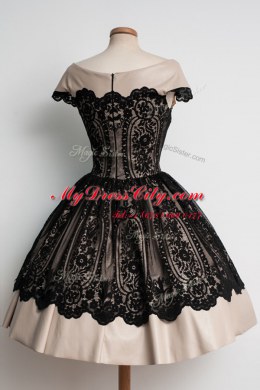 Fashionable Scoop Knee Length Zipper Homecoming Dress Black for Prom and Party with Lace