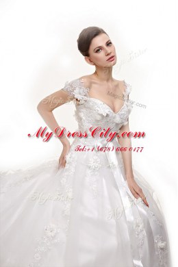 Modern Sleeveless With Train Appliques and Sashes ribbons Lace Up Wedding Gown with White Chapel Train