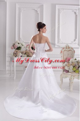 Excellent White A-line Beading and Appliques Wedding Gowns Zipper Satin Sleeveless With Train