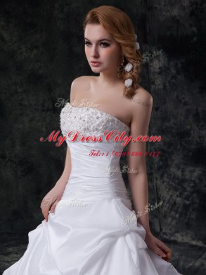 Flirting Sleeveless With Train Beading and Pick Ups Zipper Wedding Dresses with White Brush Train