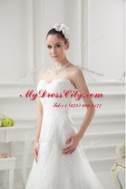 White Tulle Clasp Handle Wedding Dresses Sleeveless Sweep Train Lace and Appliques