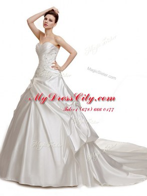 Artistic White Sweetheart Neckline Beading and Pick Ups Wedding Dresses Sleeveless Lace Up