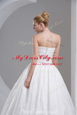 Sleeveless Beading and Ruching Zipper Wedding Gown