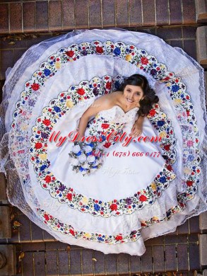 Sleeveless Beading and Lace and Embroidery Lace Up Quinceanera Dresses