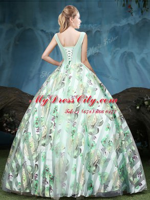 Fashionable Straps Sleeveless Lace Up Floor Length Appliques and Pattern Quince Ball Gowns