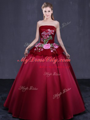 Wine Red Ball Gowns Strapless Sleeveless Satin Floor Length Lace Up Embroidery Quinceanera Dresses