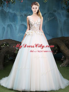 Noble White Lace Up 15th Birthday Dress Appliques Sleeveless With Brush Train