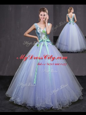 Sleeveless Appliques and Belt Lace Up 15 Quinceanera Dress