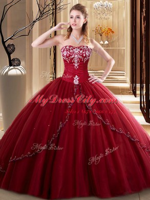 Traditional Sweetheart Sleeveless Tulle Quince Ball Gowns Embroidery Lace Up