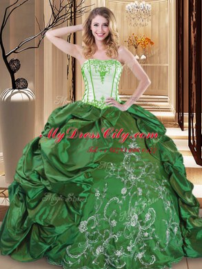 Beautiful Floor Length Green Quinceanera Gown Strapless Sleeveless Lace Up
