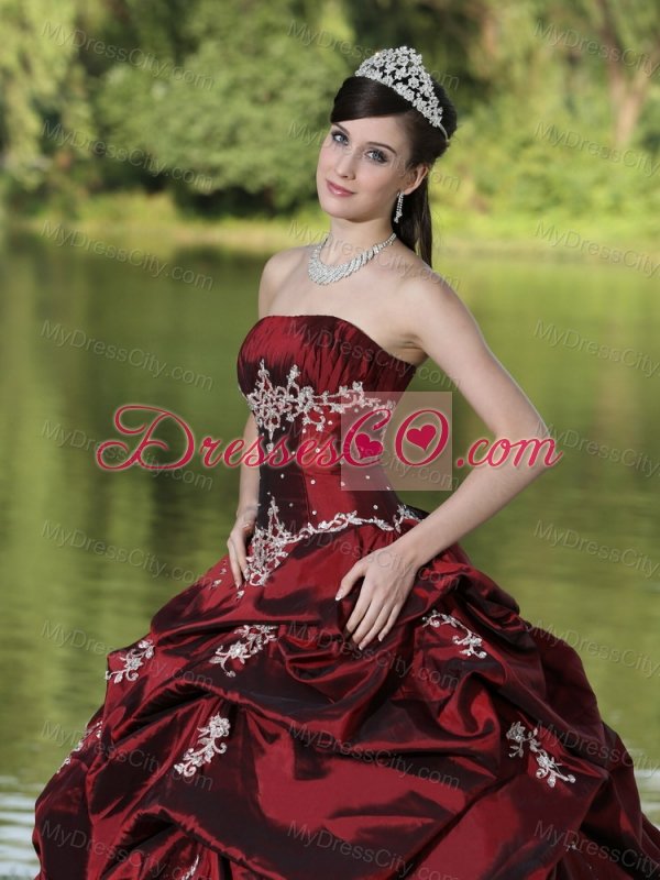 Custom Made Burgundy Quinceanera Dress Party Wear With Satin Embroidery Decorate