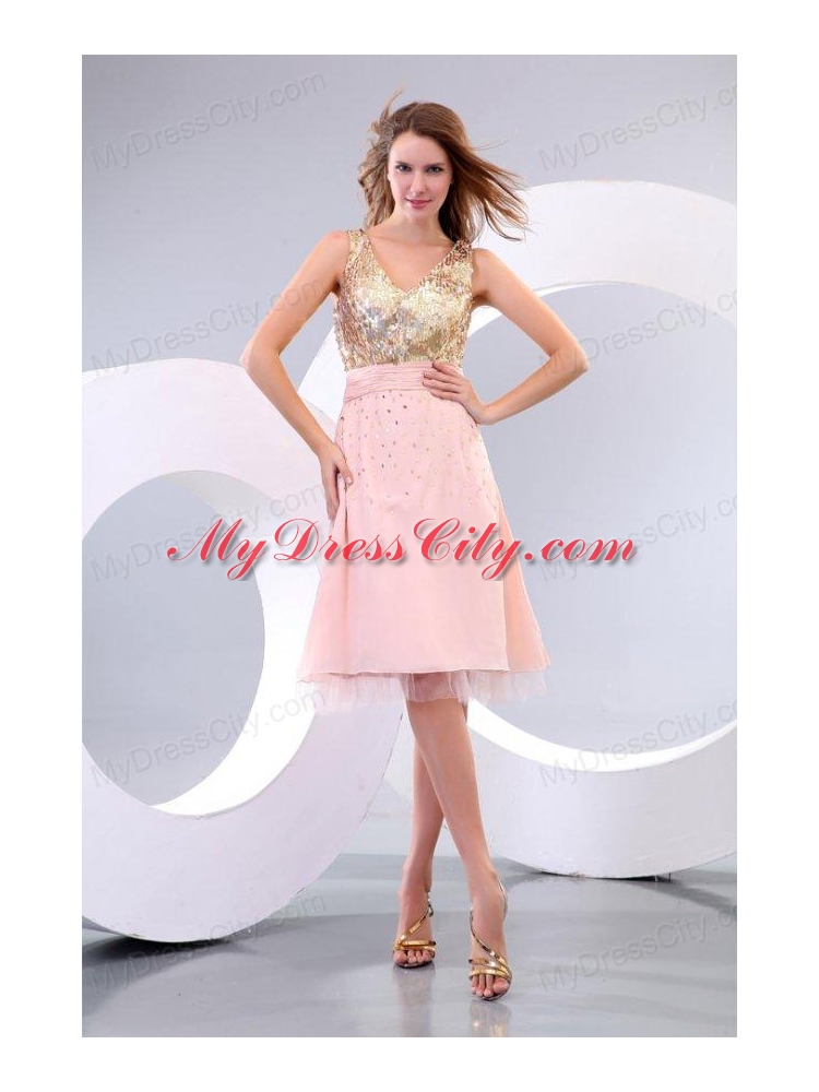 2013 Empire V-neck Sequins Knee-length Prom Dress