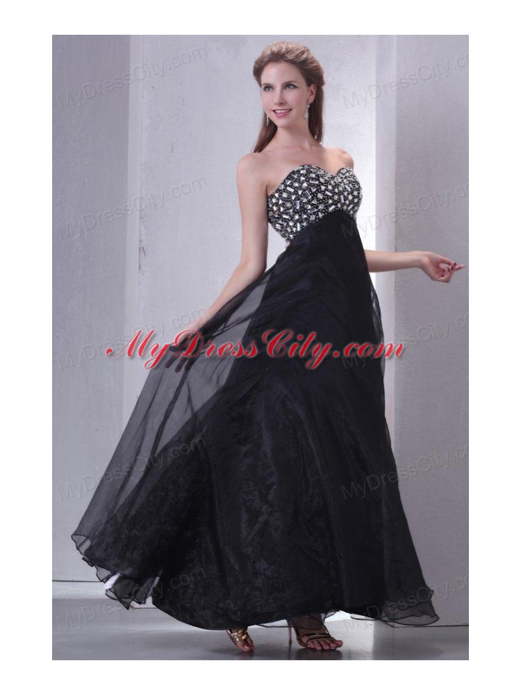 A-line Sweetheart Black Organza Long Prom Dress with Rhinestone